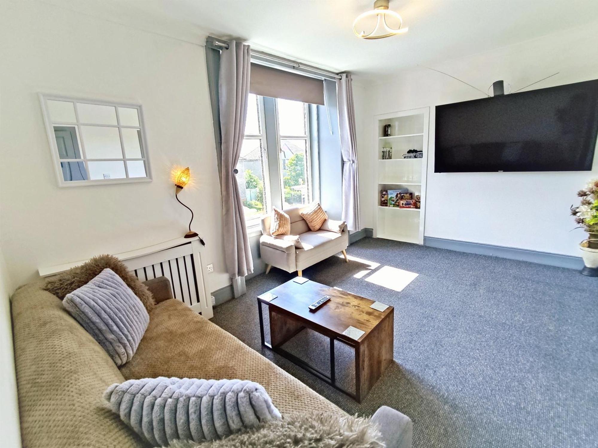 Dundee Football Stadium Apartment Ngoại thất bức ảnh