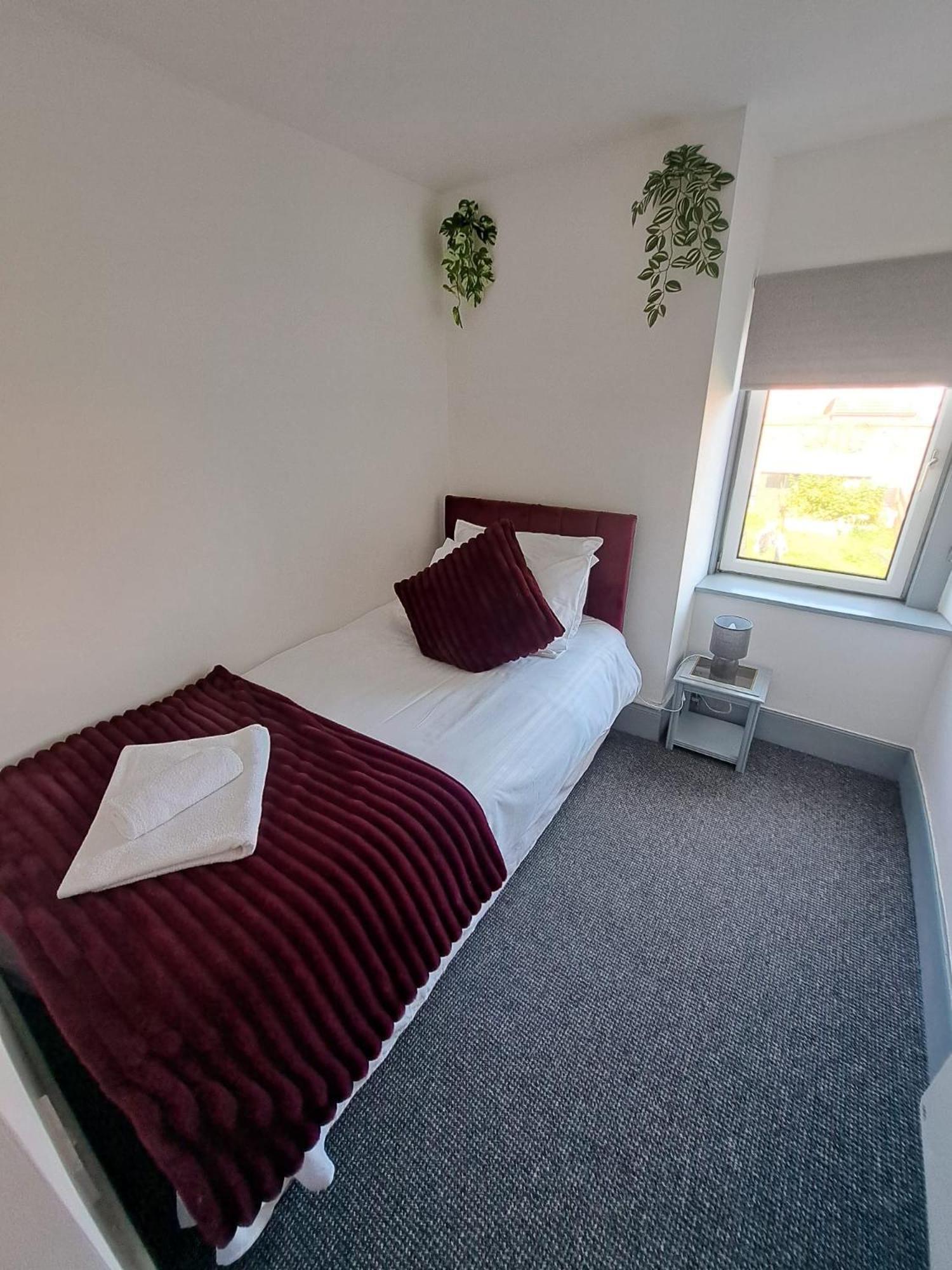 Dundee Football Stadium Apartment Ngoại thất bức ảnh